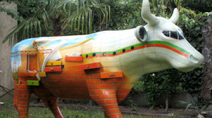 cow_toulouse2012.jpg