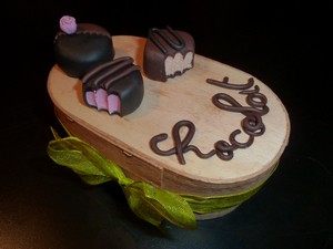 boite_chocolat_fimo_lavachequireve0026.jpg