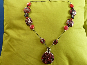 collier FIMO lavachequireve