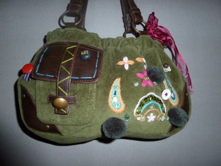sac_vert_detail.jpg sac_vert.jpg